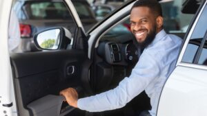 How to Write a Compelling Vehicle Description That Converts Views into Calls