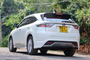 Toyota Harrier 2015