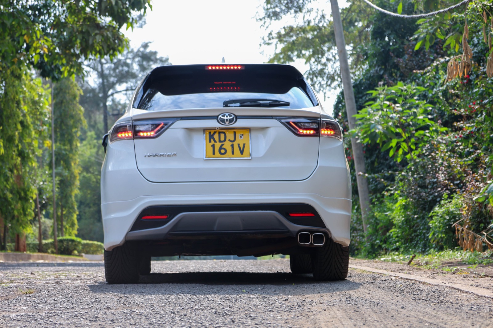
								Toyota Harrier 2015 full									